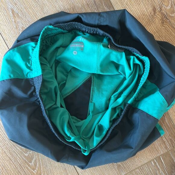 Nike Training Dri-Fit 2 in 1 Shorts | Size Small - Picture 5 of 6